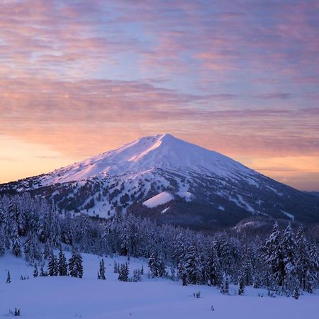 ベンド Bluebird Day - Pine Hideawayヴィラ エクステリア 写真